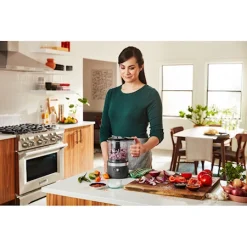 KitchenAid Ledningsfri Mini Food Processor 5KFCB519EDG Mat Grå 1,19 L -KitchenAid Shop b5f3305f 87d4 4072 b77c 1db4def4d735